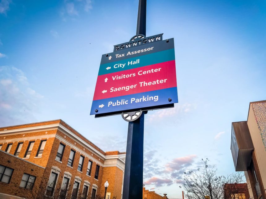 New Wayfinding Signage Unveiled in Downtown Hattiesburg